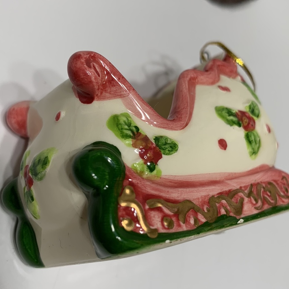 Victorian Christmas sleigh ornament - Picture 10 of 10